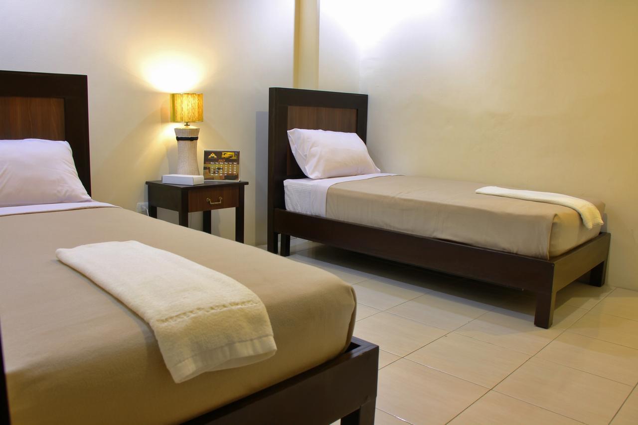 Imerex Plaza Hotel Angeles Zewnętrze zdjęcie