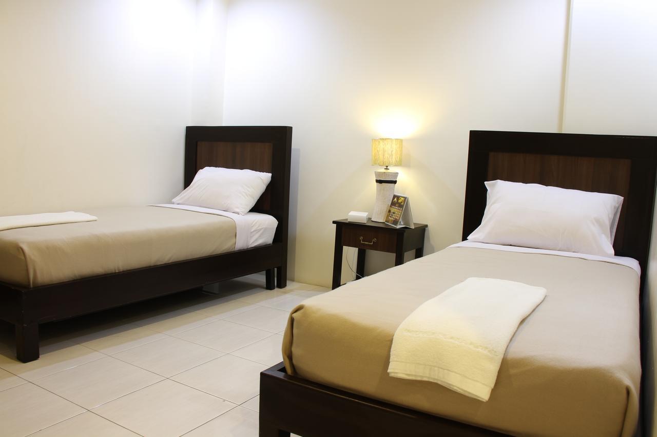 Imerex Plaza Hotel Angeles Zewnętrze zdjęcie