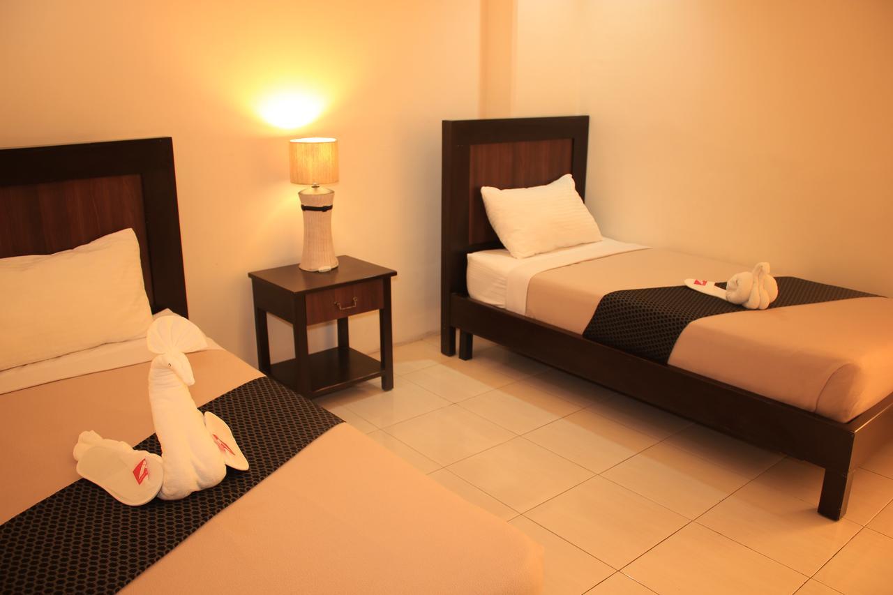 Imerex Plaza Hotel Angeles Zewnętrze zdjęcie