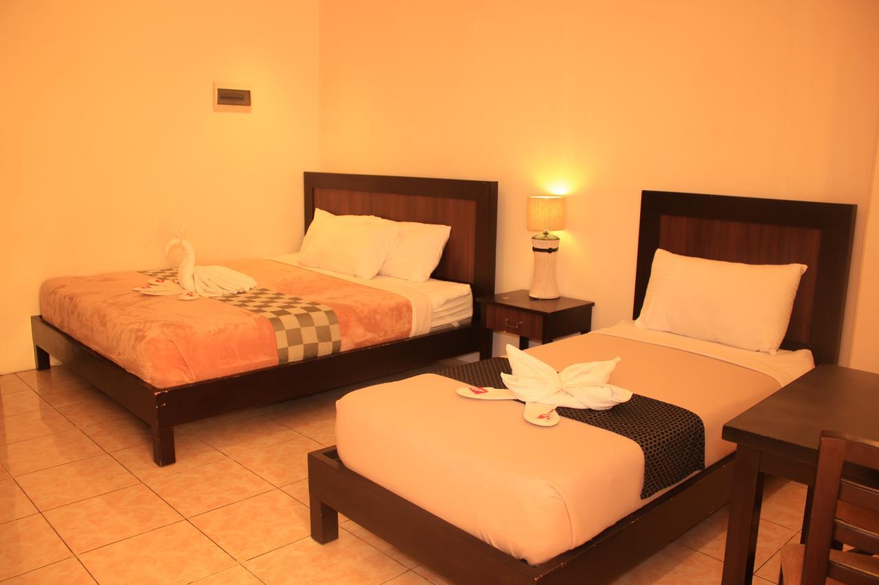 Imerex Plaza Hotel Angeles Zewnętrze zdjęcie