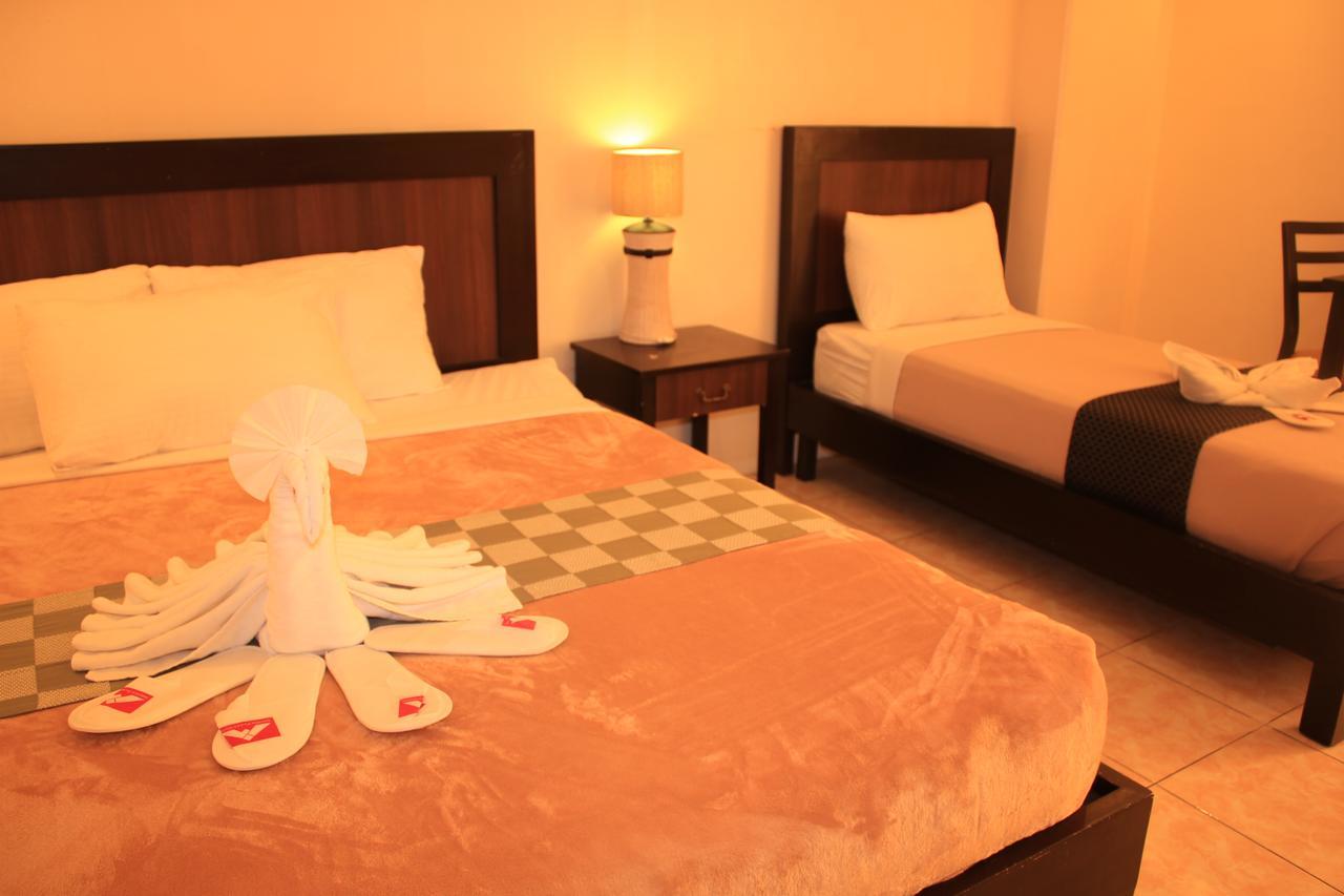 Imerex Plaza Hotel Angeles Zewnętrze zdjęcie