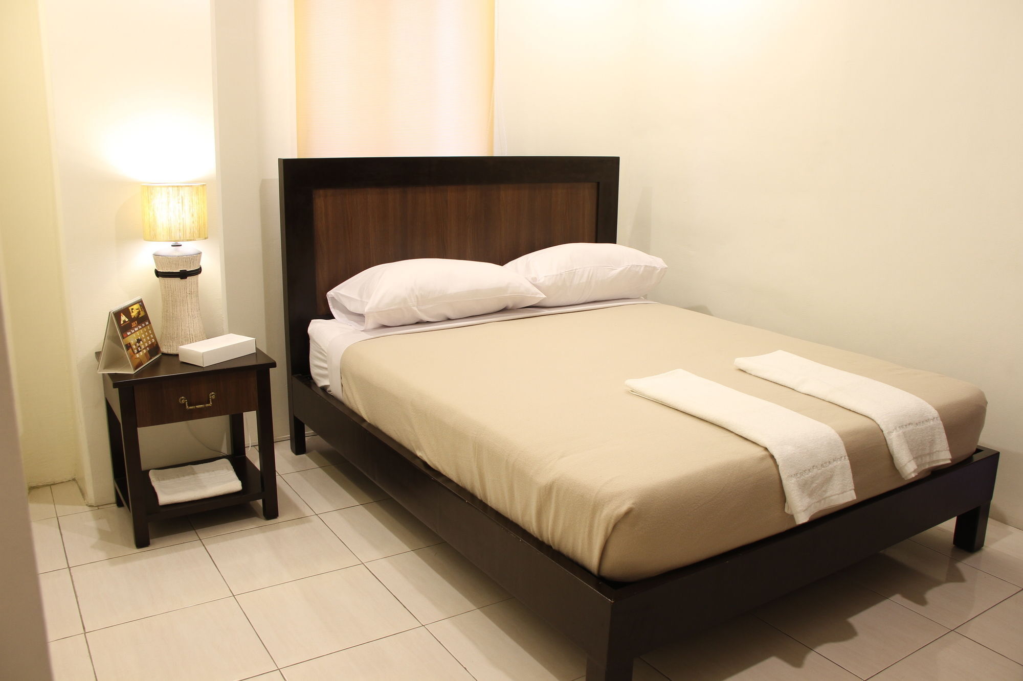 Imerex Plaza Hotel Angeles Zewnętrze zdjęcie