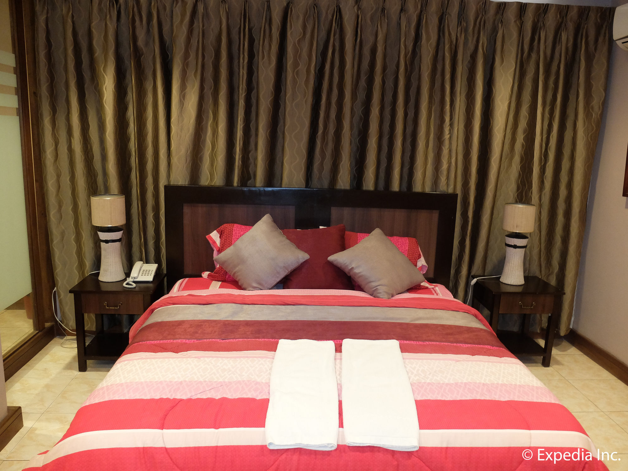 Imerex Plaza Hotel Angeles Zewnętrze zdjęcie
